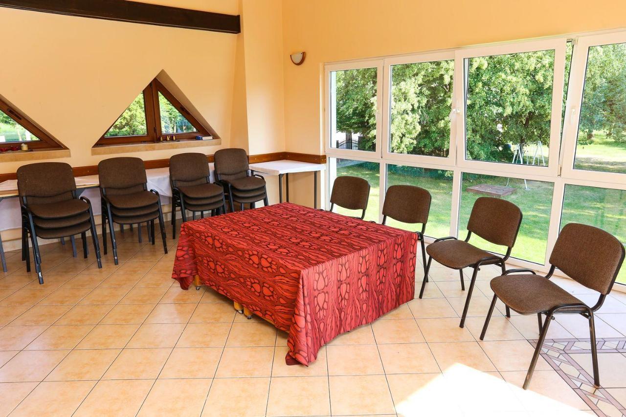 Wieczernik Dom Rekolekcyjny Ksiezy Pallotynow Swieta Katarzyna  Extérieur photo